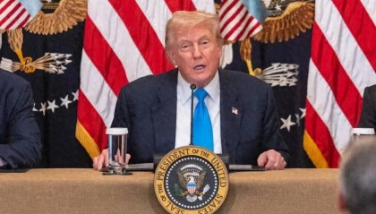 MK体育登录入口-10国签反华协议！沉默一天后，中方强硬出手：严禁私自接纳美资！